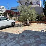 Xhonis Apartamento