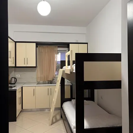 Xhonis Apartamento *
