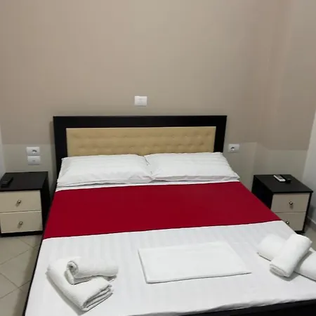 Apartment Xhonis *