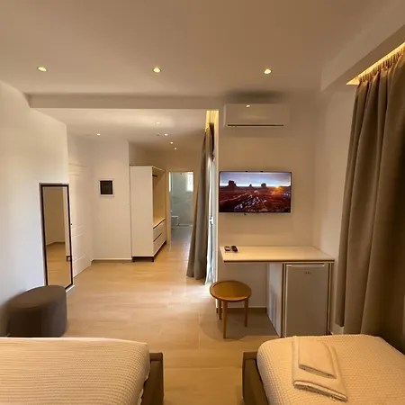 Xhonis Apartment