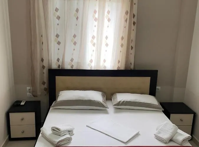 Xhonis Appartement *