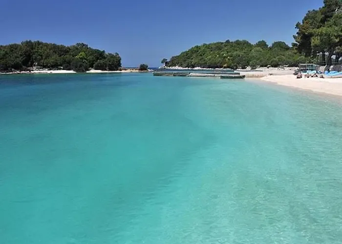 דירה Xhonis קסאמיל